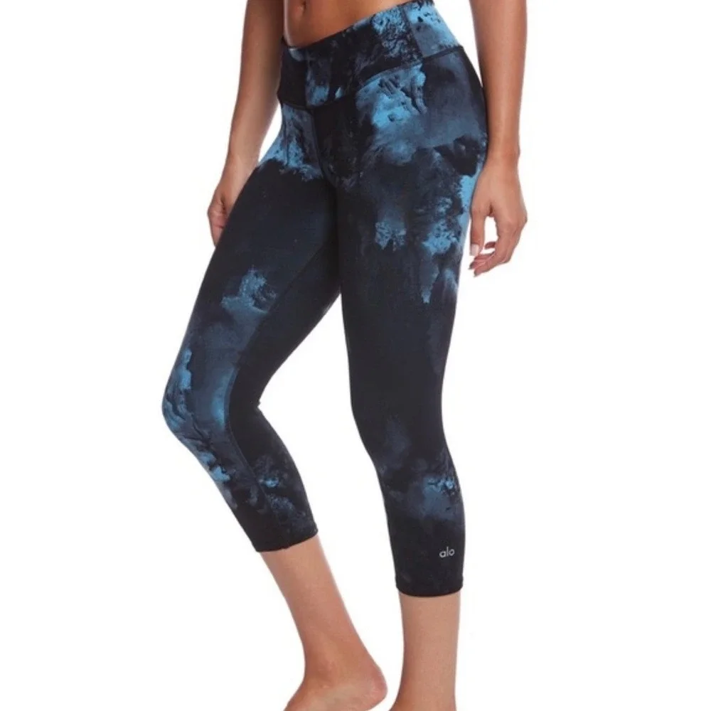 Alo Yoga Womens Blue Black Abstract Print Cropped Leggings Size M‎ RN87370